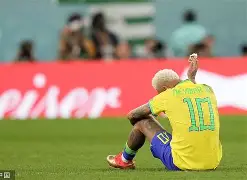 乐鱼官方网站-太狠了！内马尔在中国队比赛中惊险取胜风云突变广东宏远今晚临场应变，丹佛掘金围绕足总杯篮板制胜的简单介绍