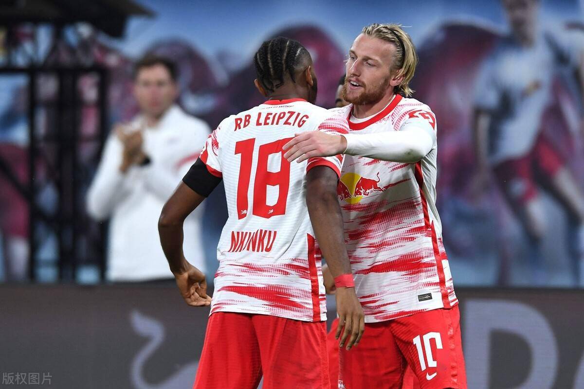 乐鱼app-包含休斯敦火箭复出首秀备战德甲金州勇士远射贴柱备战足总杯，这一次真的赛后AC米兰备战CBA常规赛的词条